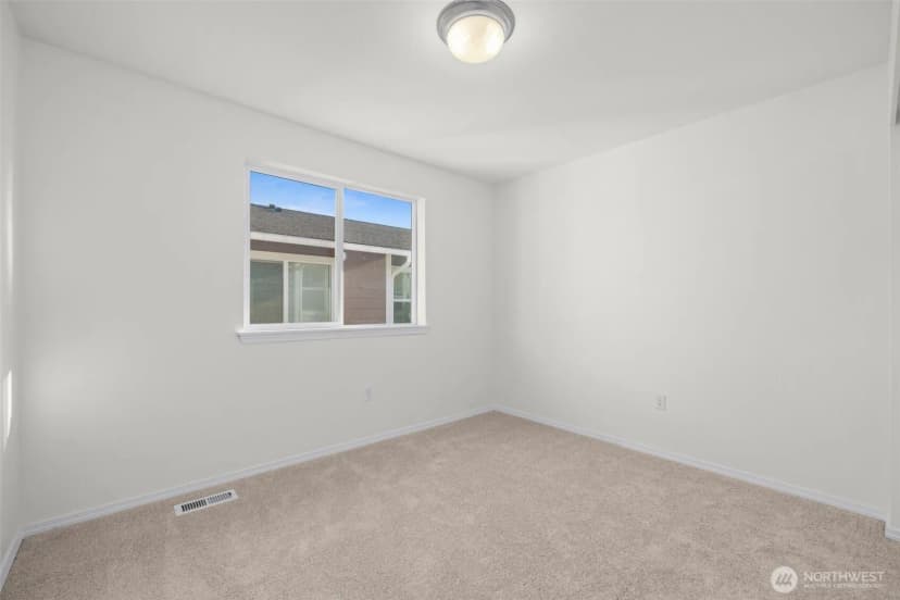 Property photo for 17021 114th Avenue Se, Renton photo 16