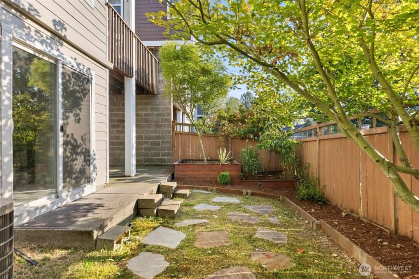 Property photo for 17021 114th Avenue Se, Renton photo 29