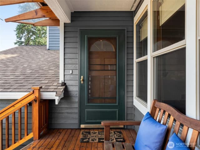 Property photo for 16515 126th Avenue Ne, Woodinville photo 4