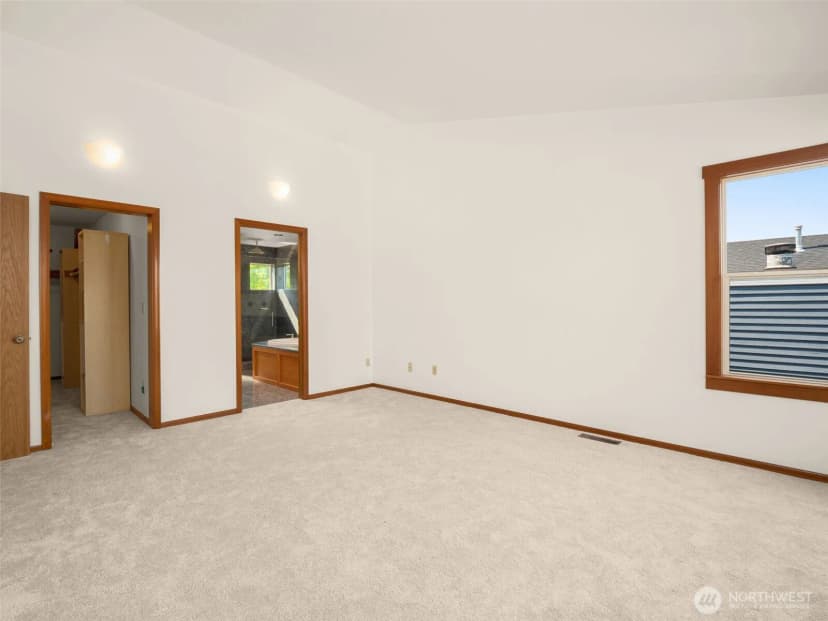 Property photo for 16515 126th Avenue Ne, Woodinville photo 21