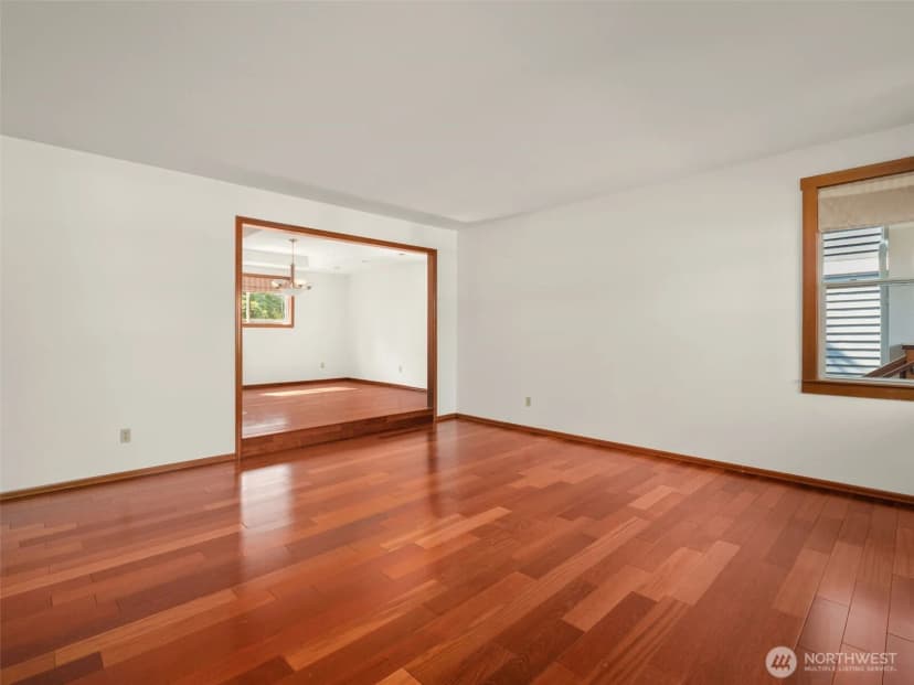 Property photo for 16515 126th Avenue Ne, Woodinville photo 8