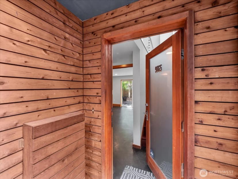 Property photo for 9065 17th Avenue Sw, Seattle photo 22
