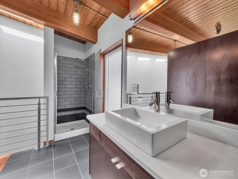 Property photo for 9065 17th Avenue Sw, Seattle photo 13