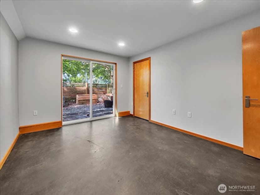 Property photo for 9065 17th Avenue Sw, Seattle photo 16