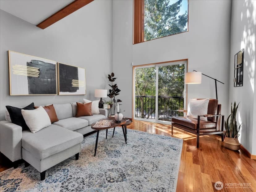 Property photo for 9065 17th Avenue Sw, Seattle