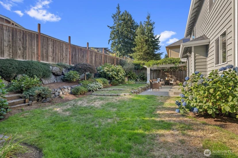 Property photo for 10812 25th Drive Se, Everett photo 34