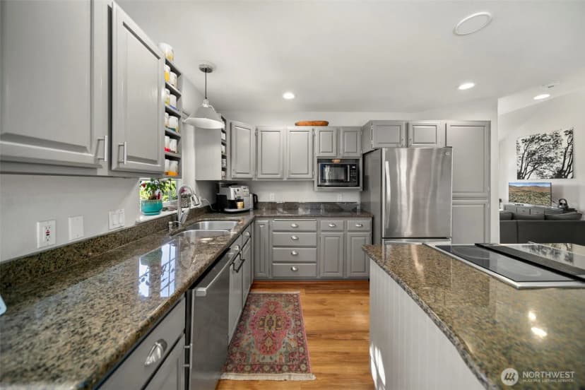 Property photo for 702 Kriewald Court, Wenatchee photo 14