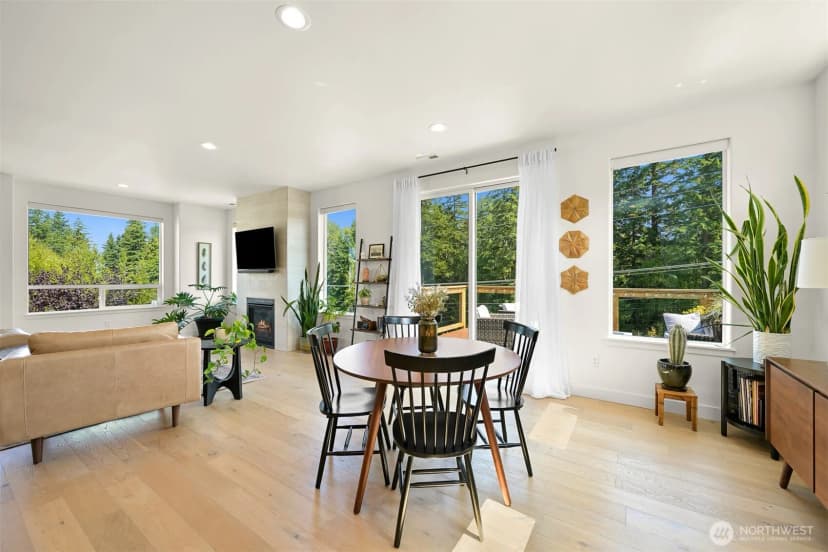 Property photo for 1038 Newton Street, Bellingham photo 8