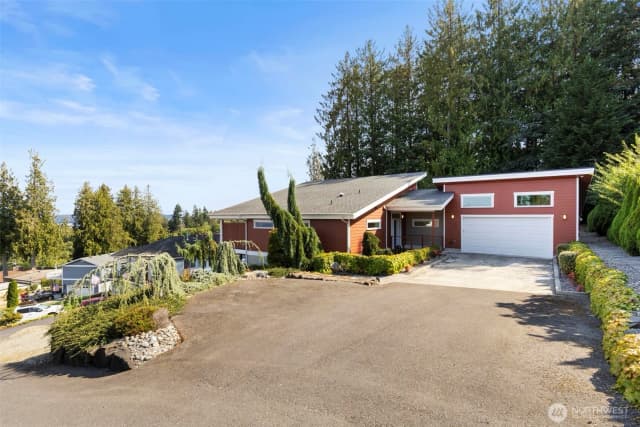 Property photo for 7748 E Hemlock Street, Port Orchard photo 3