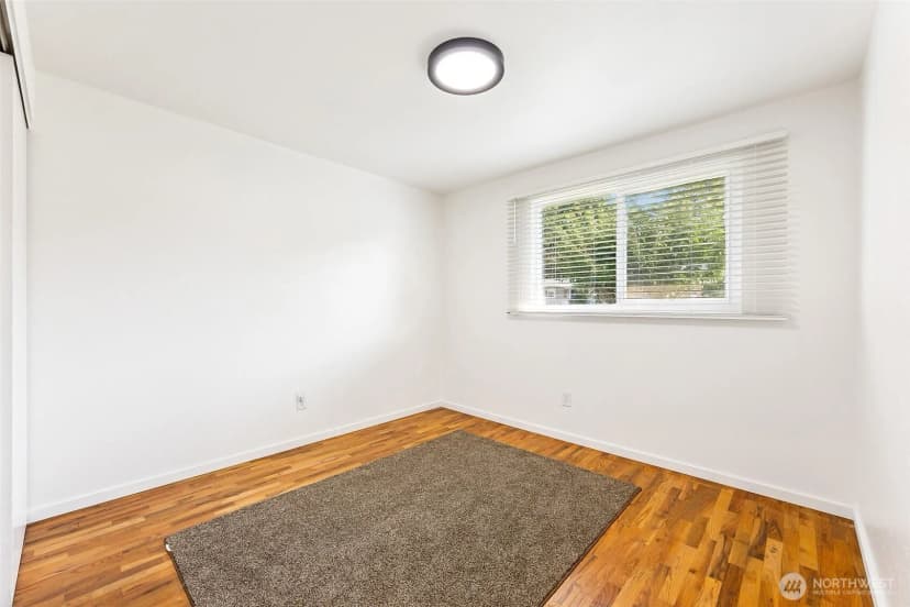 Property photo for 2104 S 253rd Street, Des Moines photo 10