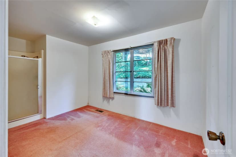 Property photo for 4338 Tanda Avenue Nw, Bremerton photo 16