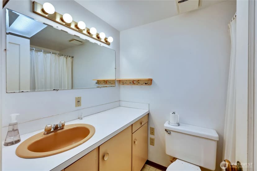 Property photo for 4338 Tanda Avenue Nw, Bremerton photo 15