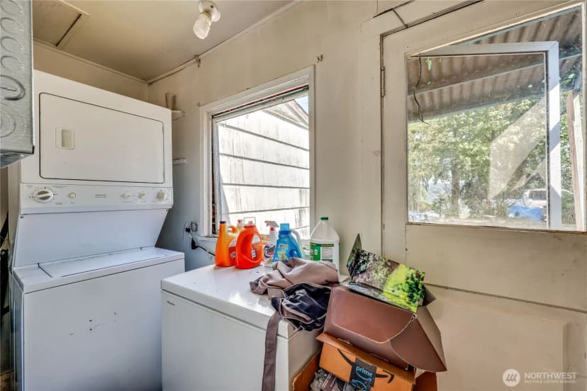 Property photo for 4338 Tanda Avenue Nw, Bremerton photo 28