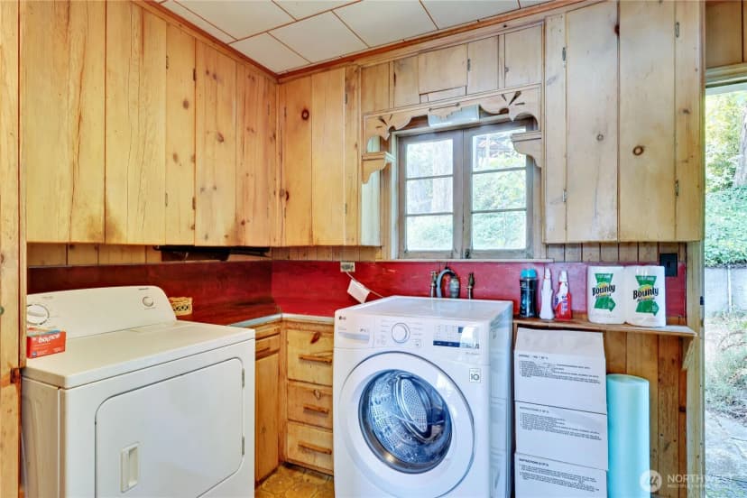 Property photo for 4338 Tanda Avenue Nw, Bremerton photo 18
