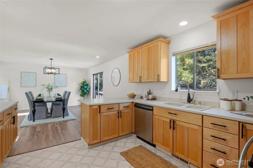 Property photo for 22124 49th Avenue Se, Bothell photo 18