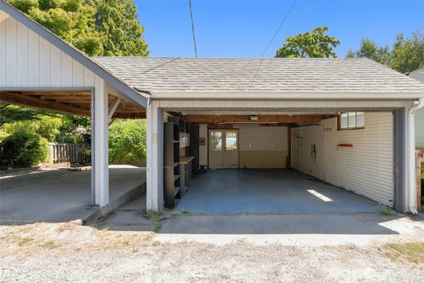 Property photo for 4017 39th Avenue Sw, Seattle photo 31