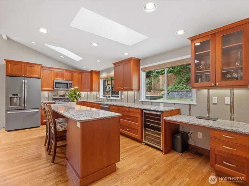 Property photo for 15037 Se 47th Street, Bellevue photo 15