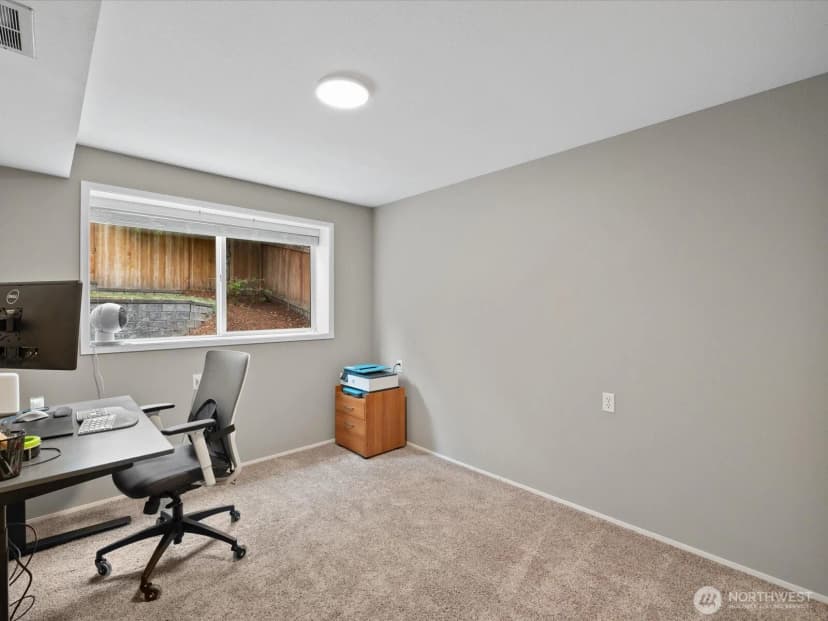 Property photo for 15037 Se 47th Street, Bellevue photo 22