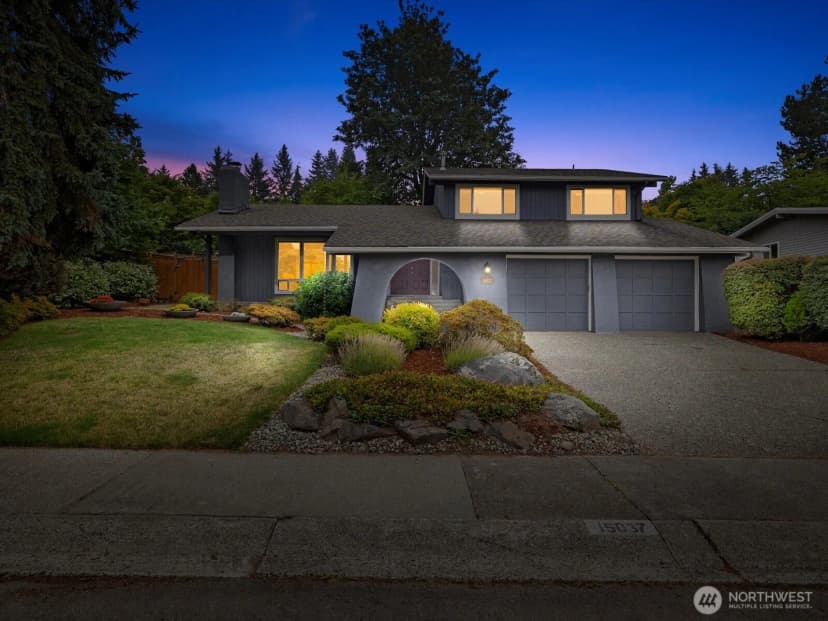 Property photo for 15037 Se 47th Street, Bellevue photo 2