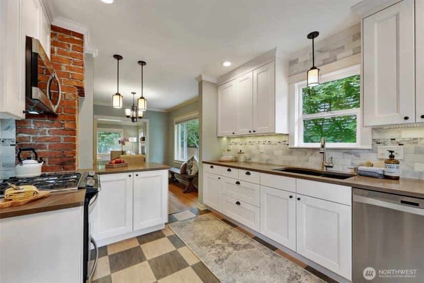 Property photo for 329 Nw 80th Street, Seattle photo 15