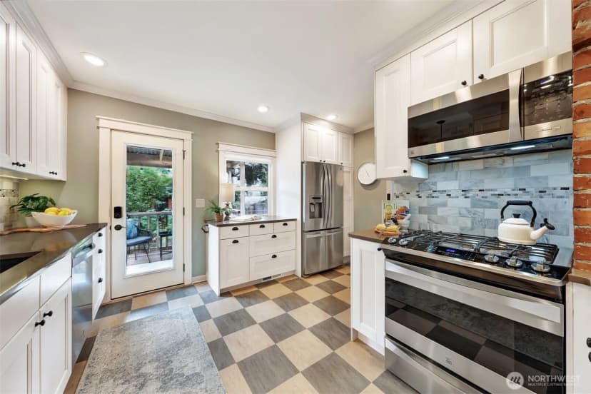 Property photo for 329 Nw 80th Street, Seattle photo 14