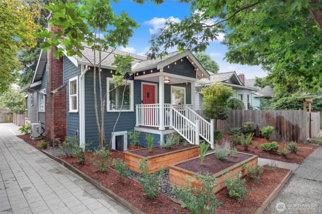 Property photo for 329 Nw 80th Street, Seattle photo 2