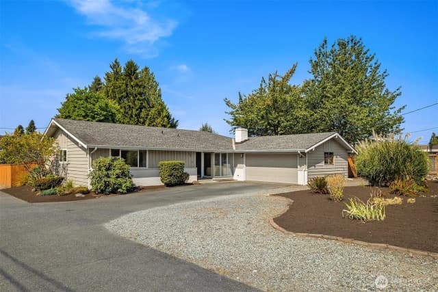 Property photo for 1333 9th Avenue N, Edmonds