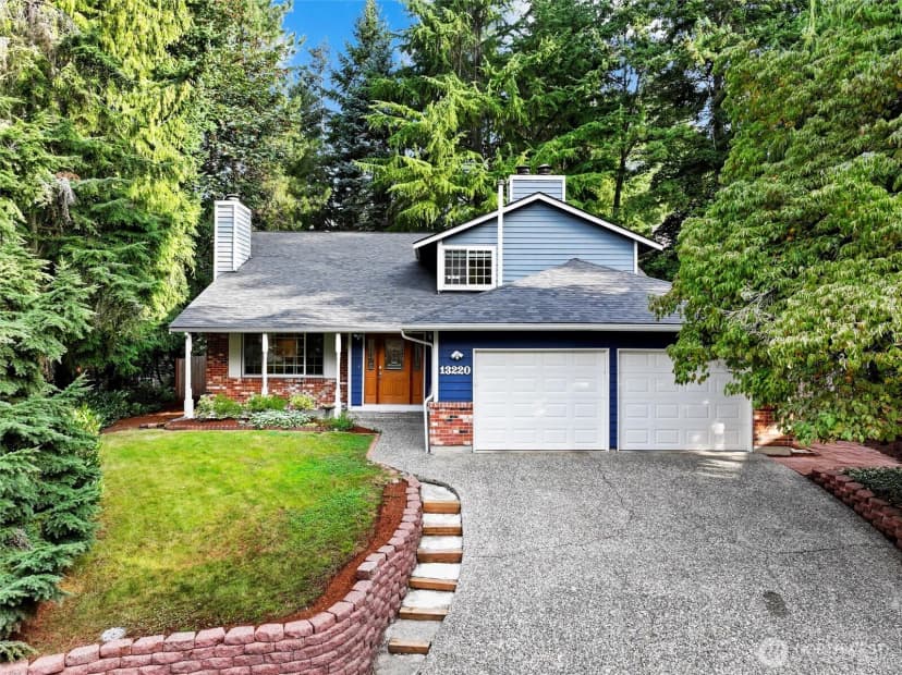 Property photo for 13220 Se 52nd Place, Bellevue photo 2