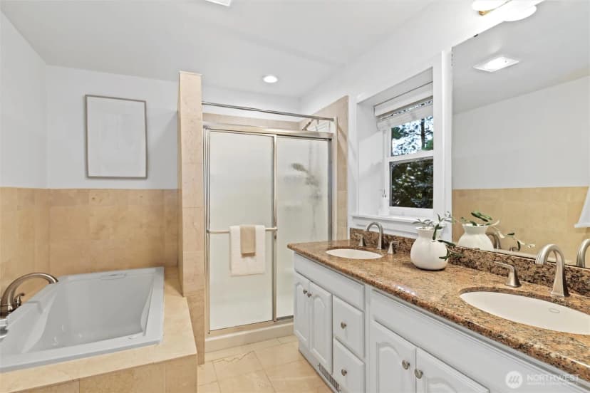 Property photo for 13220 Se 52nd Place, Bellevue photo 22