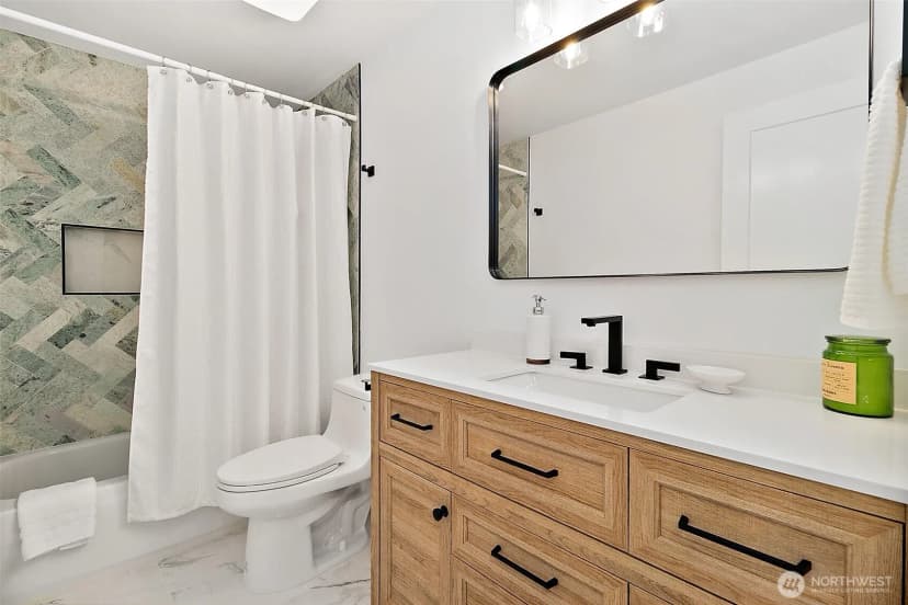 Property photo for 6347 121st Avenue Se, Bellevue photo 14