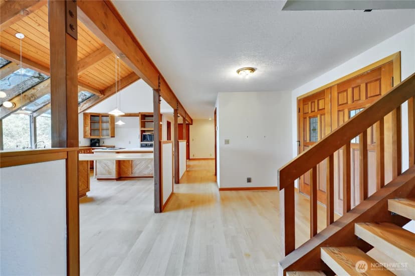 Property photo for 5368 Crystal Springs Drive Ne, Bainbridge Island photo 29