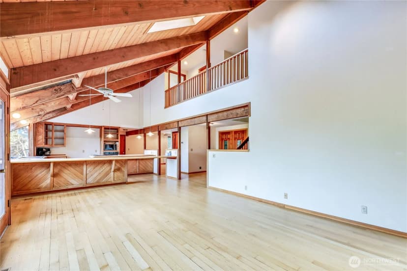 Property photo for 5368 Crystal Springs Drive Ne, Bainbridge Island photo 10