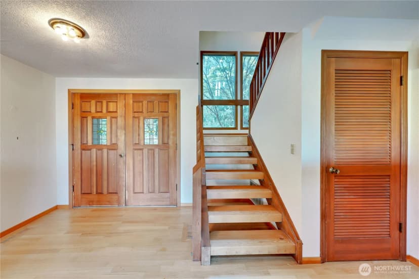 Property photo for 5368 Crystal Springs Drive Ne, Bainbridge Island photo 30