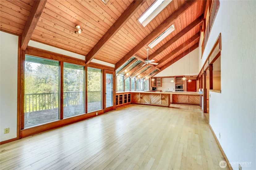 Property photo for 5368 Crystal Springs Drive Ne, Bainbridge Island photo 11