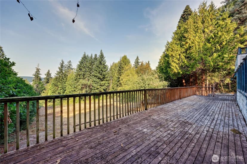 Property photo for 5368 Crystal Springs Drive Ne, Bainbridge Island photo 12
