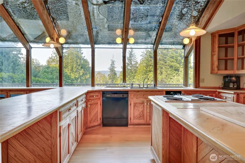 Property photo for 5368 Crystal Springs Drive Ne, Bainbridge Island photo 19
