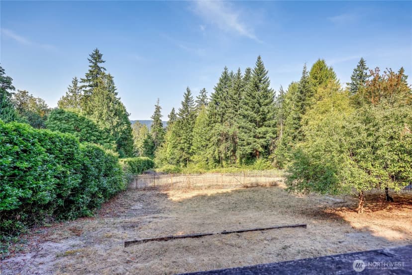 Property photo for 5368 Crystal Springs Drive Ne, Bainbridge Island photo 13
