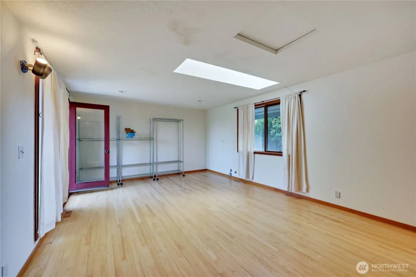 Property photo for 5368 Crystal Springs Drive Ne, Bainbridge Island photo 34