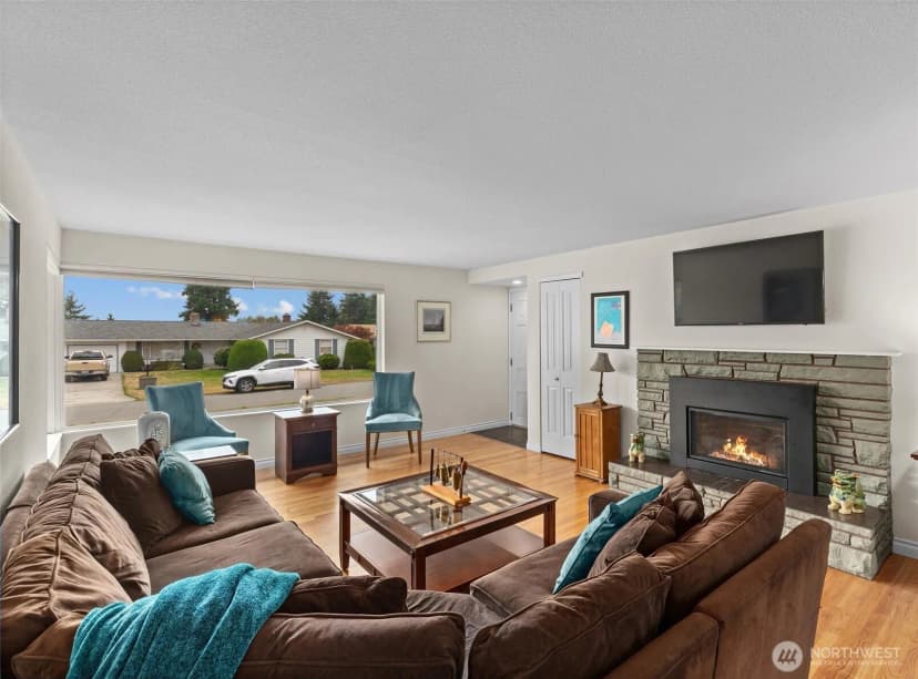 Property photo for 8806 Cascadia Avenue, Everett photo 6