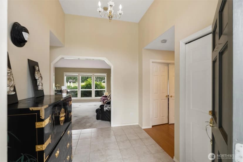 Property photo for 7305 W Country Club Drive, Arlington photo 9
