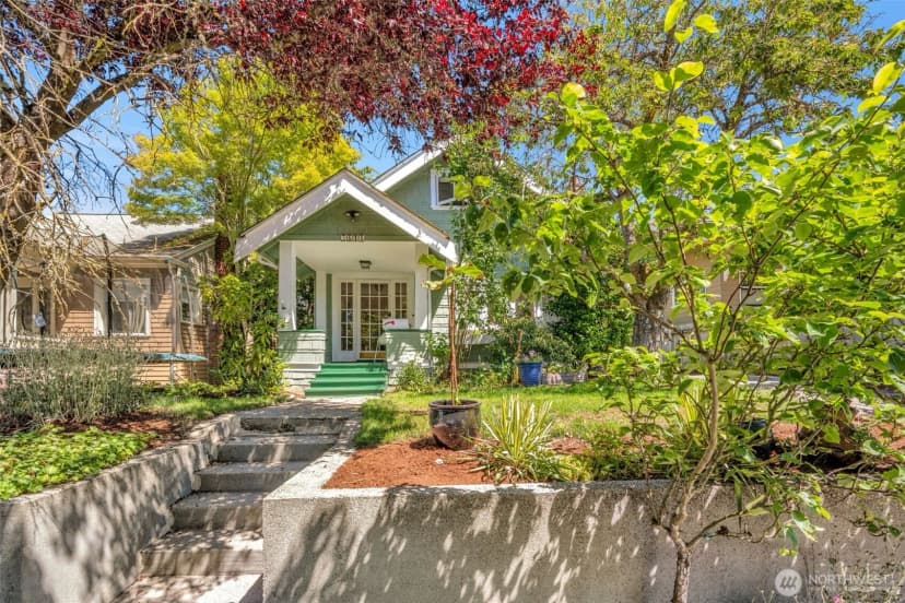 Property photo for 5618 12th Avenue Ne, Seattle