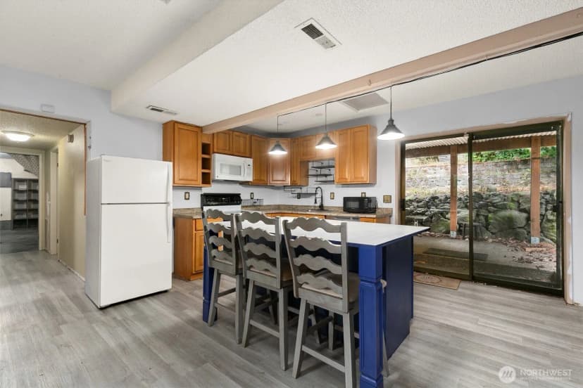 Property photo for 30904 5th Place S, Federal Way photo 22