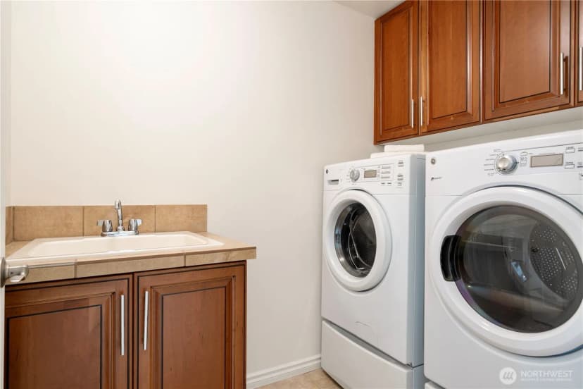 Property photo for 8042 117th Place Se, Newcastle photo 23