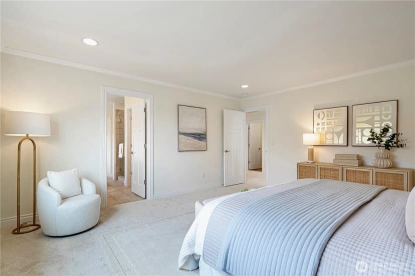 Property photo for 8042 117th Place Se, Newcastle photo 15