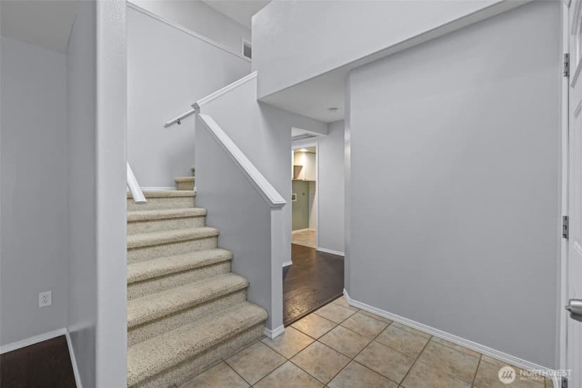 Property photo for 8209 Hunter Place, Arlington photo 4