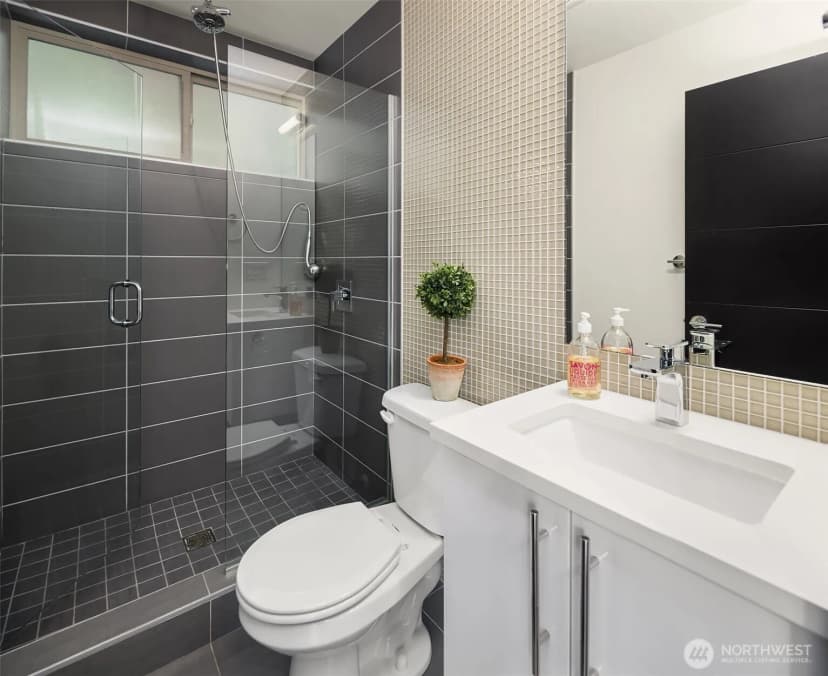 Property photo for 2232 Nw 62nd Street, Seattle photo 24