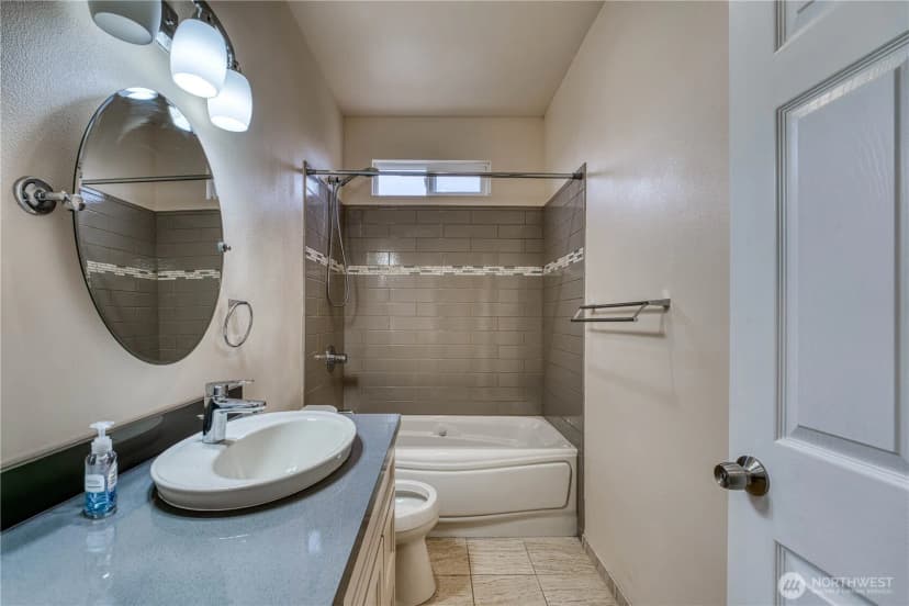 Property photo for 7064 Engine Lane Ne, Bremerton photo 19