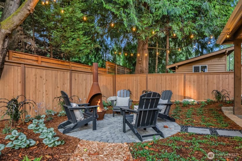 Property photo for 2012 9th Street W, Kirkland photo 32