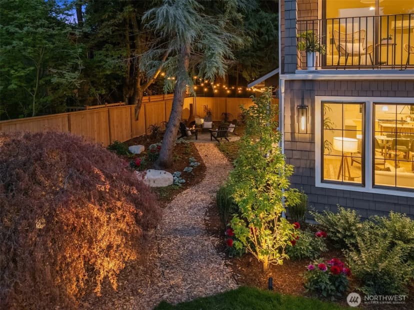 Property photo for 2012 9th Street W, Kirkland photo 31