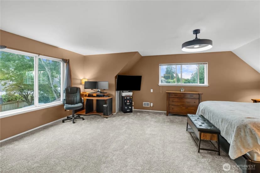 Property photo for 1710 35th Street Se, Auburn photo 17